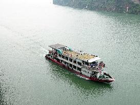 Yangtze River Three Gorges Tour