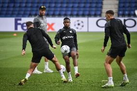Champions League Football - Borussia Dortmund training session - Paris