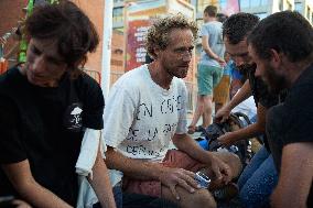 Toulouse: Seven People On Hunger Strike Against The A69 Highway