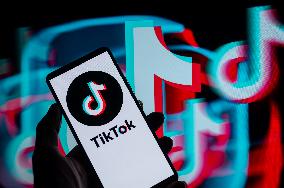 Tiktok - Social Media  - Photo Illustration