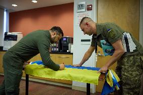 Zelensky Visits Wounded Ukrainian Soldiers In New York