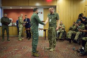 Zelensky Visits Wounded Ukrainian Soldiers In New York