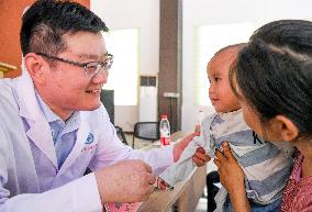 CHINA-XINJIANG-KASHGAR-MEDICAL AID (CN)