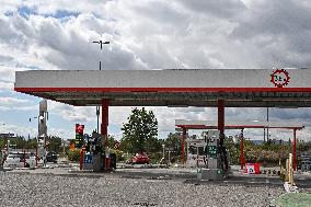 Gas Stations - Lyon