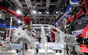 CHINA-SHANGHAI-INDUSTRY FAIR-OPENING (CN)