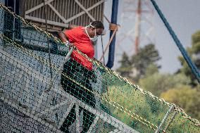 Geo Barents Arrives in Italy's Brindisi Port With 471 Migrants