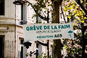 Activists On Hunger Strike In Front Of The Ministry Of Ecological Transition - Paris