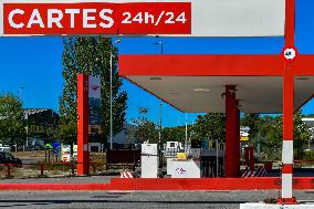Illustration - Gas Stations - France