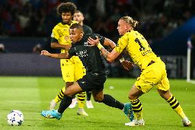 Paris Saint-Germain v Borussia Dortmund: Group F - UEFA Champions League 2023/24