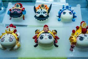 A Creative Cakes Shop in Chengdu, China