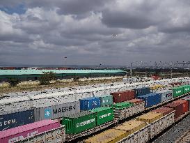 KENYA-MOMBASA-NAIROBI-RAILWAY