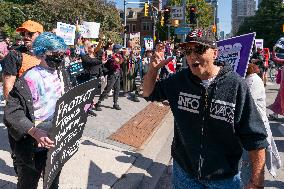 Thousands Rally For And Against Teaching Gender Across Canada