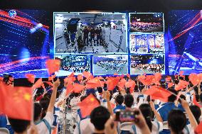(EyesonSci)CHINA-SPACE STATION-FOURTH LIVE CLASS (CN)