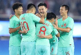 (SP)CHINA-HANGZHOU-ASIAN GAMES-FOOTBALL-MEN'S SECOND ROUND-GROUP A-MYA VS CHN (CN)