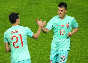 (SP)CHINA-HANGZHOU-ASIAN GAMES-FOOTBALL-MEN'S ROUND-GROUP A-MYA VS CHN (CN)