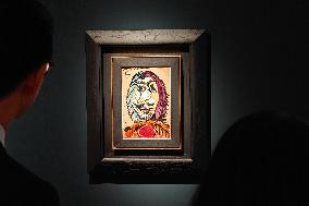 Picasso's Work "Man's Head" Exhibition in Shanghai