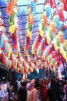 SINGAPORE-MID-AUTUMN FESTIVAL-LANTERN DISPLAY