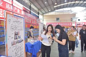 Job Fair in Qiandongnan