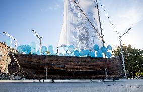 'Boat of tears' commemorating Estonian refugees of 1944