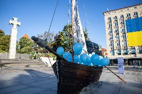 'Boat of tears' commemorating Estonian refugees of 1944