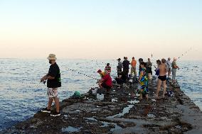 Fishing at Lanzheron beach in Odesa