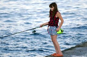 Fishing at Lanzheron beach in Odesa