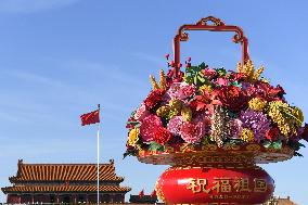 CHINA-BEIJING-TIAN'ANMEN SQUARE-FLOWER BASKET(CN)