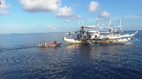 CHINA-PLA NAVY-WOUNDED PHILIPPINE FISHERMAN-RESCUE (CN)