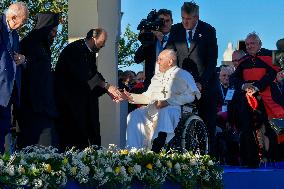 Pope Francis Visits Marseille - Tribute To Sailors And Migrants