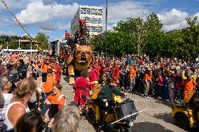 Parade of Royal de Luxe Machines - Saint Herblain