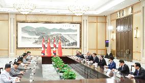 CHINA-ZHEJIANG-HANGZHOU-XI JINPING-NEPALESE PM-MEETING (CN)