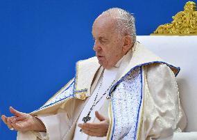 Pope Francis Visits Marseille - Mass At The Stadium