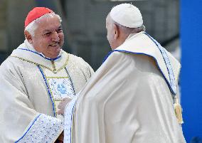 Pope Francis Visits Marseille - Mass At The Stadium