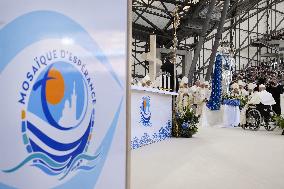 Pope Francis Visits Marseille - Mass At The Stadium