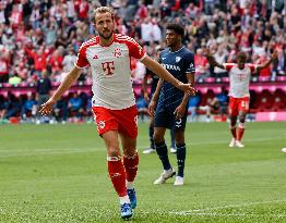 (SP)GERMANY-MUNICH-FOOTBALL-BUNDESLIGA-BAYERN MUNICH VS BOCHUM