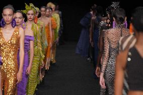 MFW - Chiara Boni La Petite Robe Runway
