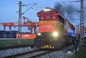 CHINA-SHAANXI-XI'AN-BRI-FREIGHT TRAIN-INT'L PORT (CN)