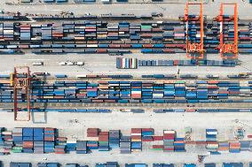 CHINA-SHAANXI-XI'AN-BRI-FREIGHT TRAIN-INT'L PORT (CN)