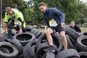 (SP) HUNGARY-BUDAPEST-OBSTACLE COURSE RUN