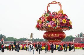 CHINA-BEIJING-FLORAL DECORATIONS (CN)