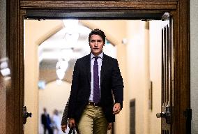 Trudeau Calls Praise For Nazi-Linked Veteran 'Deeply Embarrassing’ - Ottawa