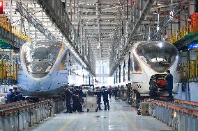 Bullet Train Maintenance in Nanjing