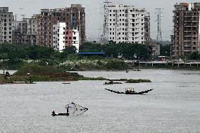 Daily Life In Dhaka