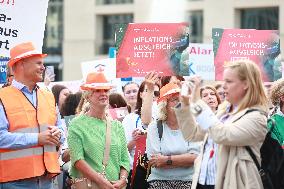 ''Save Our Hospitals!'' Demonstration In Berlin, Germany