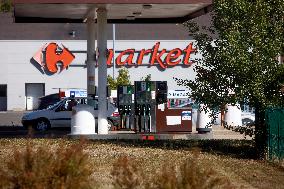 Carrefour Will Not Sell Gasoline At A Loss In France