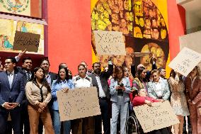 Xochitl Galvez, Presidential Candidate, Meets With Legislators From The Broad Front For Mexico