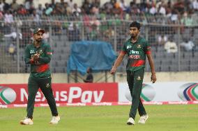Bangladesh v New Zealand, 1st ODI