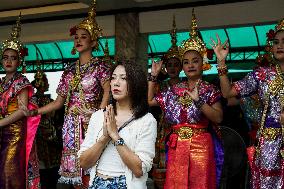 Thailand Grants Temporary Visa Exemption To Chinese And Kazakhs Tourists.