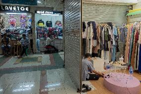 Jakarta's Tanah Abang Market Struggles With E-commerce Shift