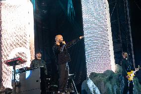 Negramaro live performs at Arena di Verona